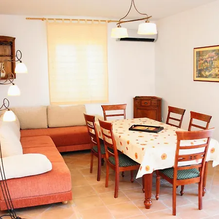 Apartment Apartments By The Sea Mastrinka, Ciovo - 1005 *