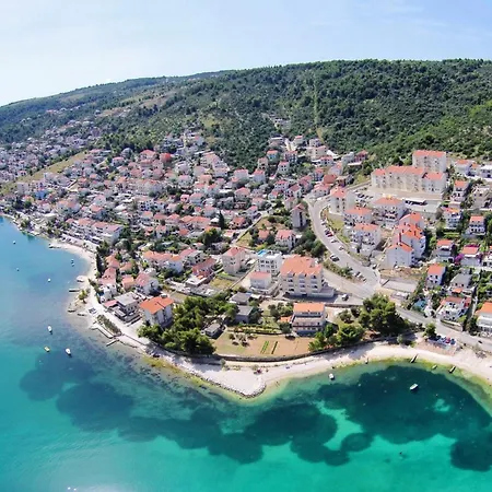 Apartments By The Sea Mastrinka, Ciovo - 1005 * Trogir